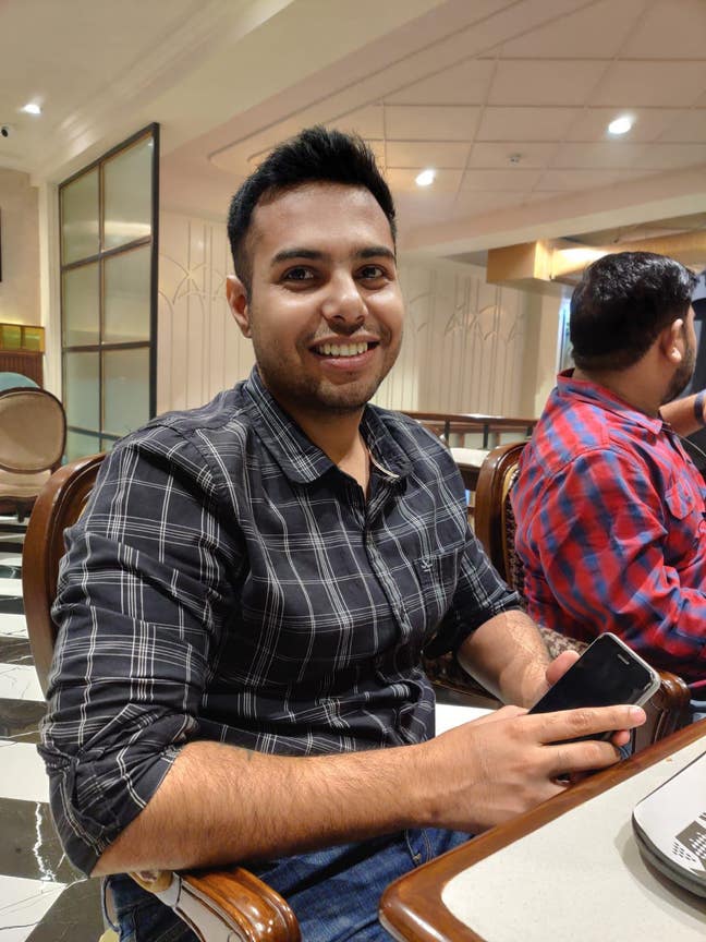 I am a professional male aged 33. I am lookin... Main Photo