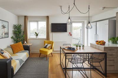 138AD | WHH | Outlet | Double Room | Ensuite Main Photo