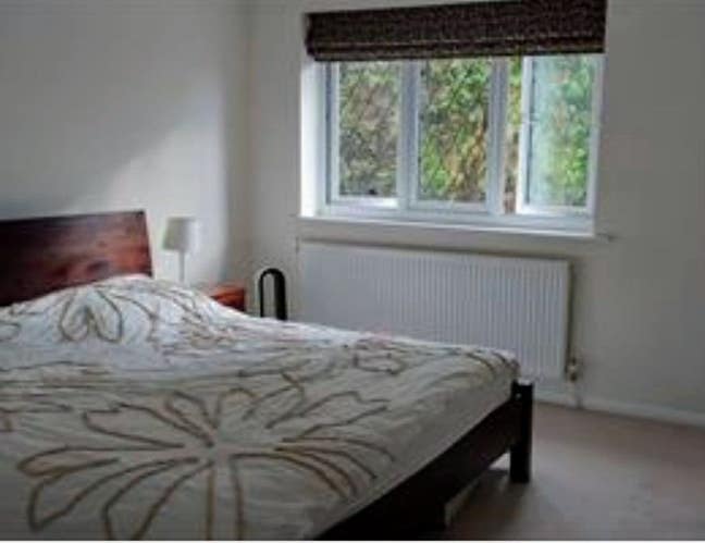 Large double ensuite room with walk in wardrobe  Main Photo