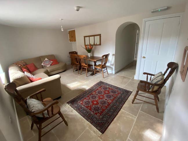 Dble ensuite room, student house, central location Main Photo