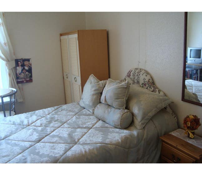 Comfortable double bedroom  Main Photo