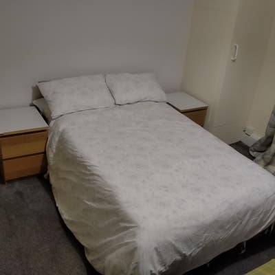 Very Large Double Bedroom  Main Photo