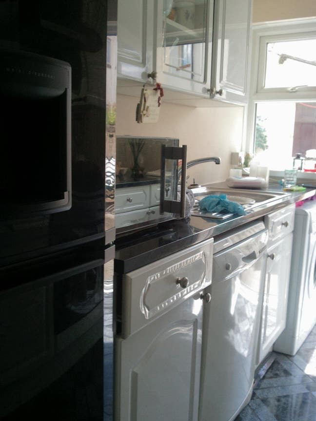 Large double room to rent.  Main Photo