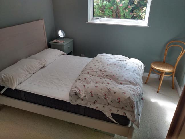 Double Bedroom available in friendly flatshare Main Photo