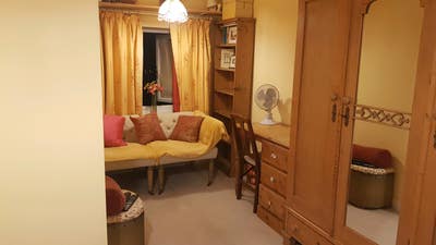 Double Rm 4ft double Quiet overlooking gdn.Wifi&TV Main Photo