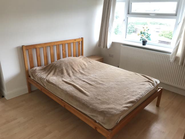 Large Room to Rent Main Photo