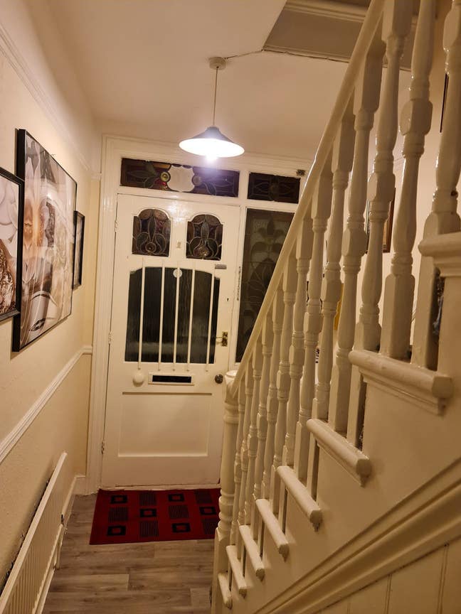 Furnished Double Room To Let Main Photo