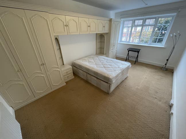 Double Room in Prime Hendon Central Location Main Photo