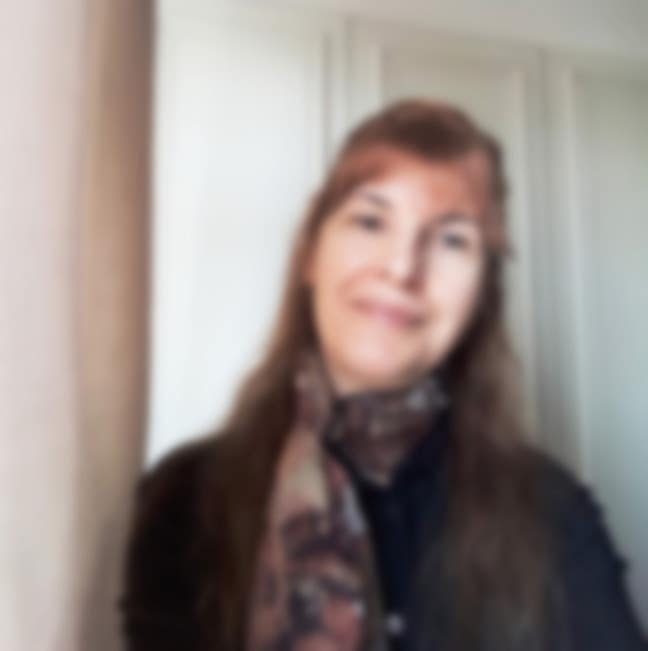 59 year old Female seeks a single or double room  Main Photo