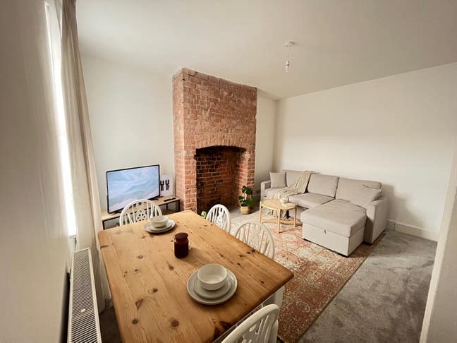 Spacious modern house share Main Photo