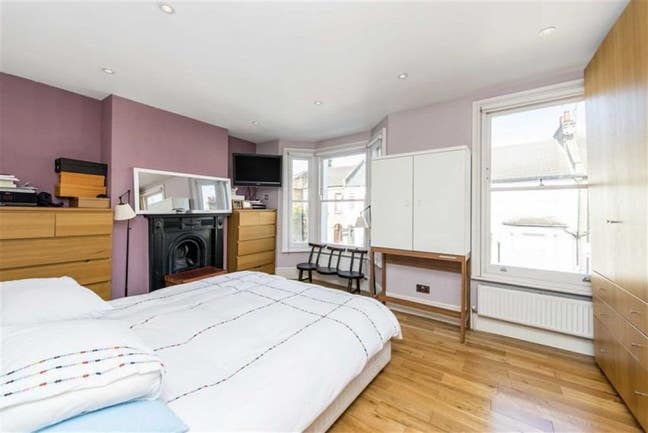 1 double bedroom in a 4 bed house & garden Main Photo