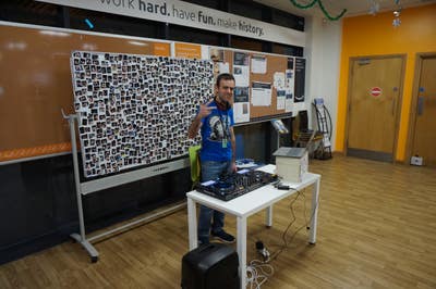 Professional Male seeks a single or double room Main Photo