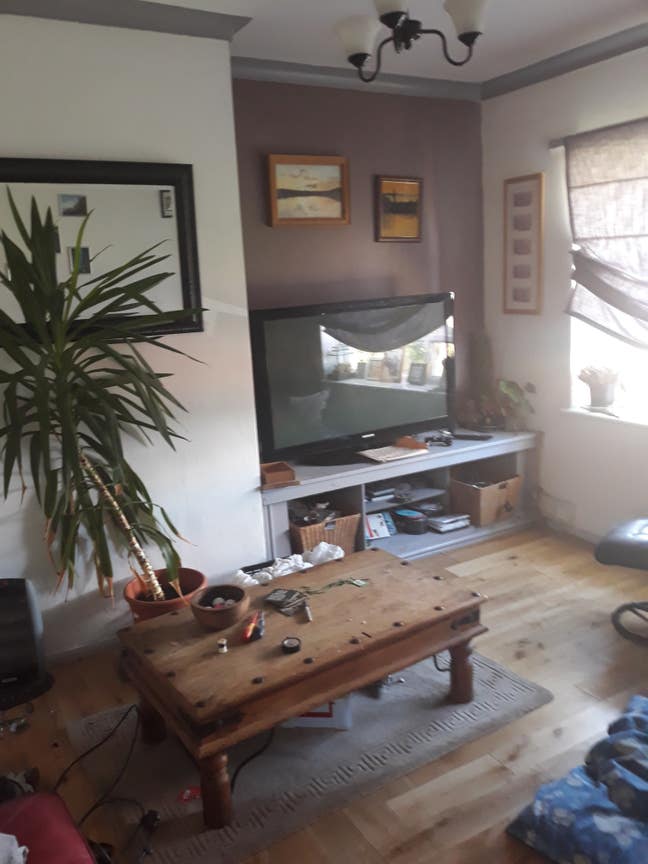 2 roomed apartmetment, 2nd floor. Keyfob entrance. Main Photo