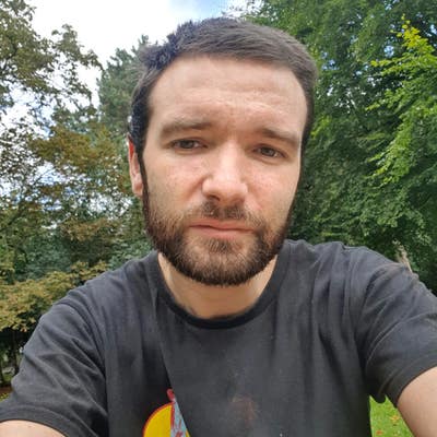 Respectful and Tidy 29-year-old Seeking a Room Main Photo