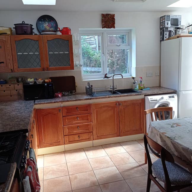 2 Large Double Bedrooms Available Main Photo