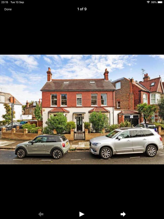 Stunning Double Room in Grove Park  Main Photo