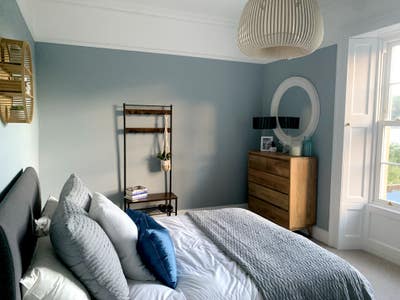 Beautiful double room to let in a stunning home Main Photo