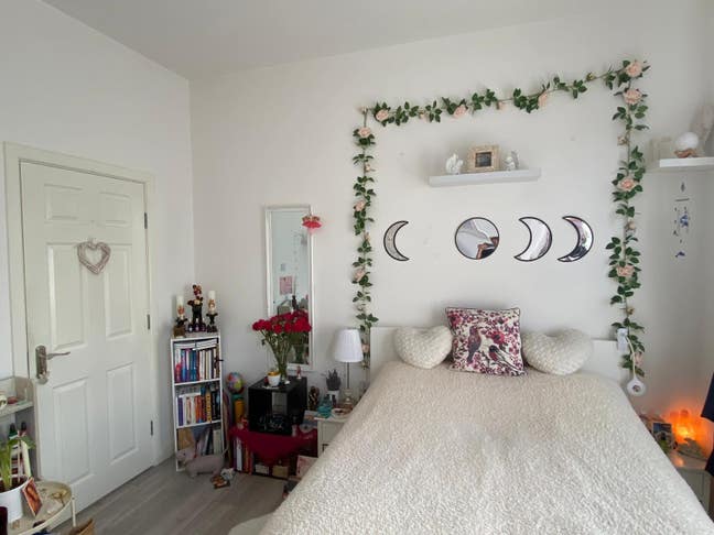 One bedroom flat  in Stoke Newington High Street   Main Photo