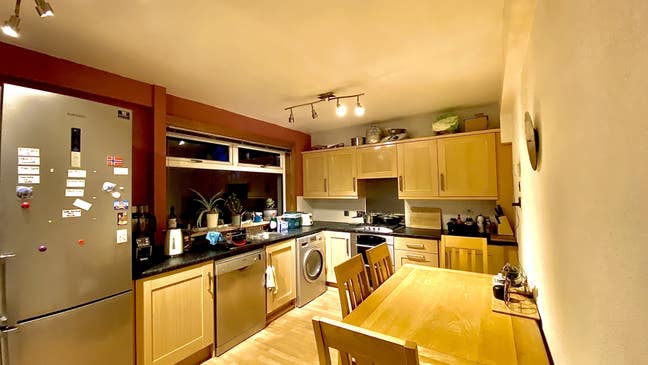 A room in Aberdeen Garthdee to let Main Photo