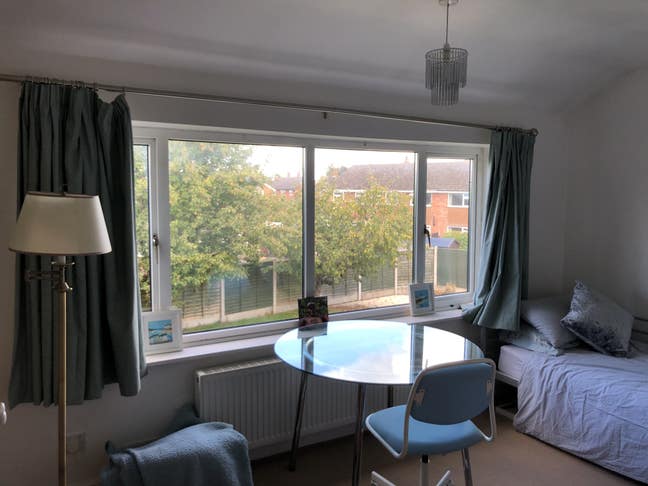 Double Room, New Kitchen + Large Garage  Main Photo