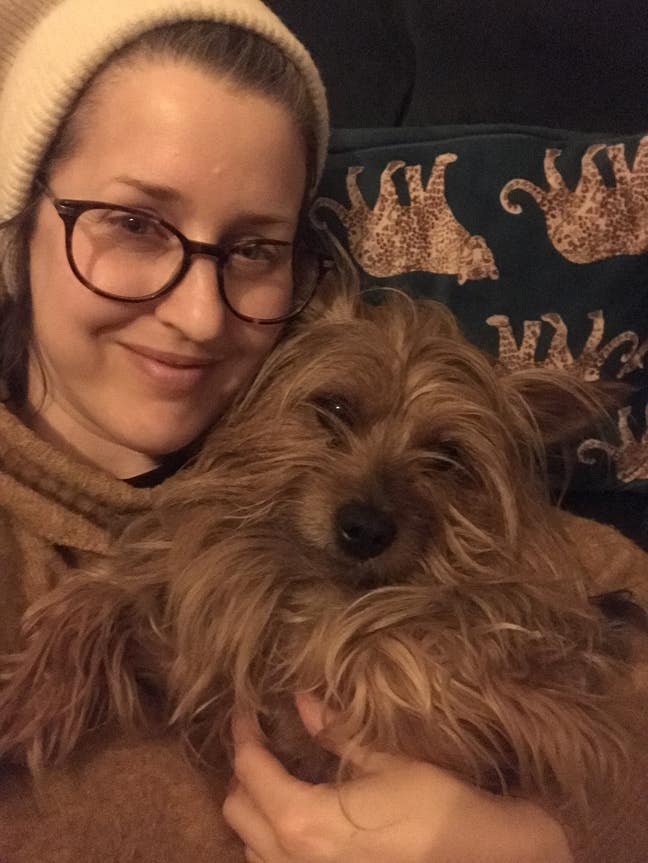 Female seeking room to rent or buddy up Main Photo