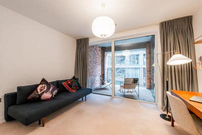 Beautiful En Suite Room in Hackney Wick Main Photo