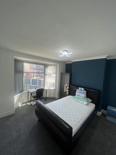 Student accommodation to rent,  4 bedroom house Main Photo