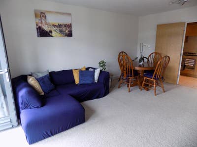 Large double room with own bathroom and parking Main Photo