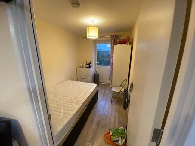 Double bedroom Headington near Churchill & Brookes Main Photo
