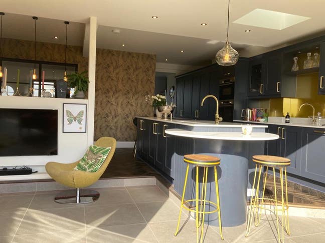 Fun housemate wanted for large double room  Main Photo