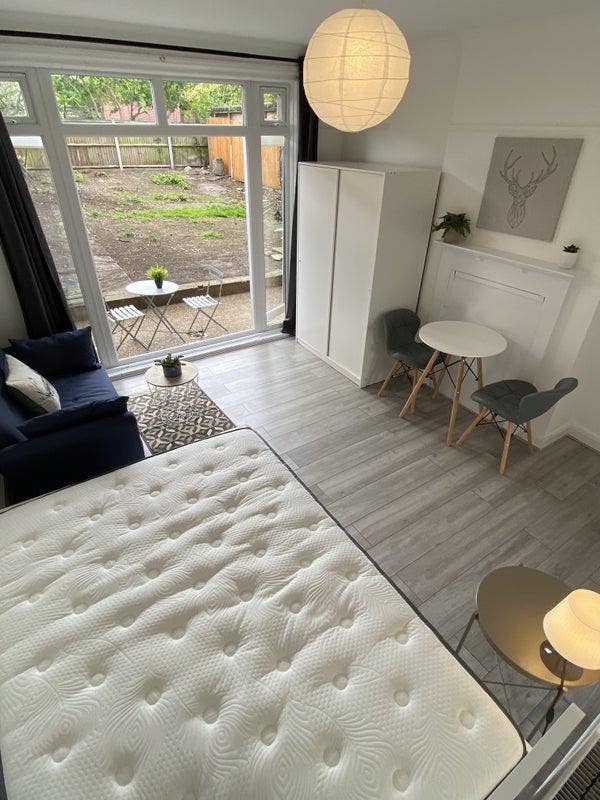 BIg Double Room - Garden Access  Main Photo