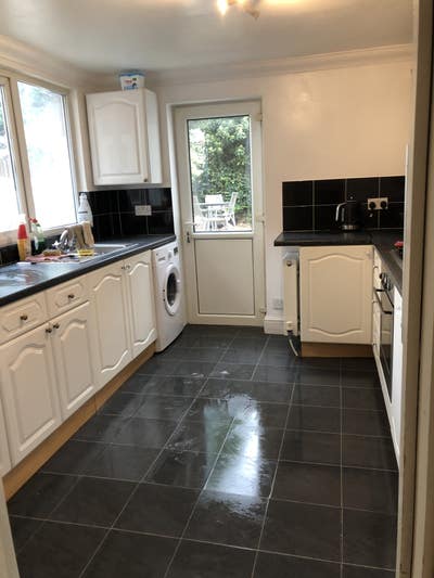 I Large loft room En-suite  Main Photo