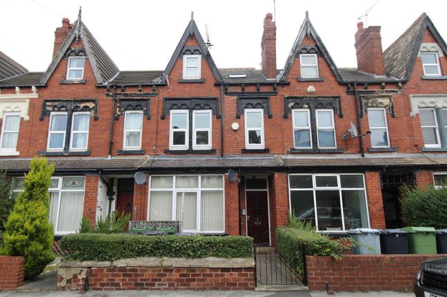 Attractive One Bedroom Roundhay Apartment  Main Photo