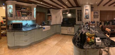 Furnished double room in 4 bed large stone house Main Photo