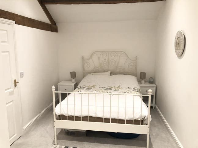 Double Room in village barn conversion Main Photo