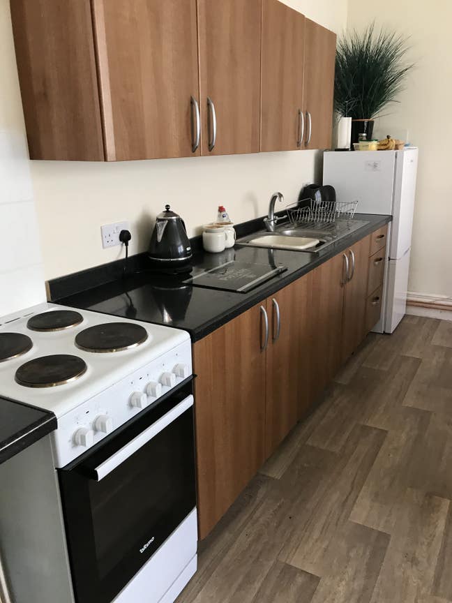 Double Room with EnSuite and Shared Kitchen Main Photo