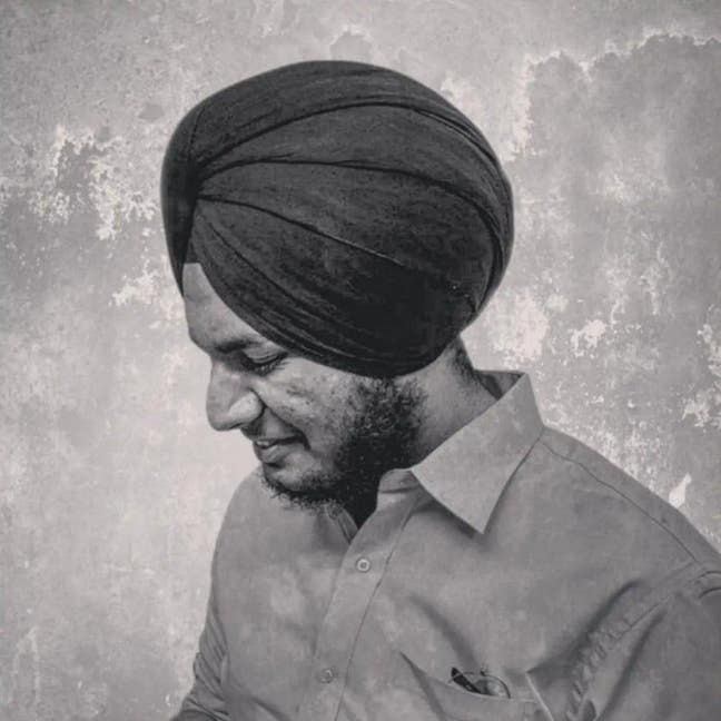 Looking for Room Main Photo