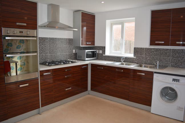 Double Room in LE4  WiFi & Bills Inc Main Photo