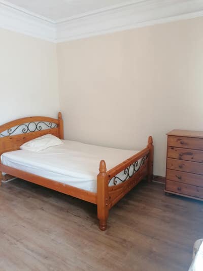 A Very Large Room  Near Edinburgh Airport Main Photo