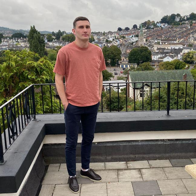 Looking for a room/Buddy up in Woodbridge  Main Photo