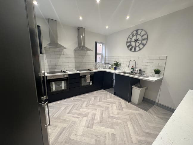 Stylish Double Bedroom Main Photo
