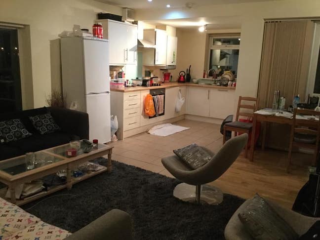 Beautiful Flat Near Ruislip Manor  Tube Station  Main Photo