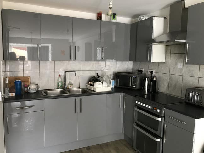 🔥Room+Sink🔥Share Shower Rm with 1 🔥Bill inc.F/Park Main Photo