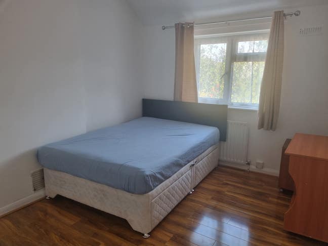 1 room available for rent. Main Photo