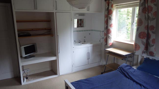 Double aspect quiet bright large room Main Photo