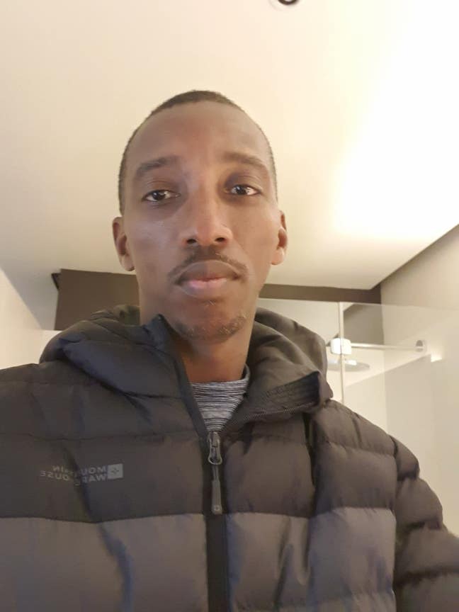 Looking for a flat mate  Main Photo