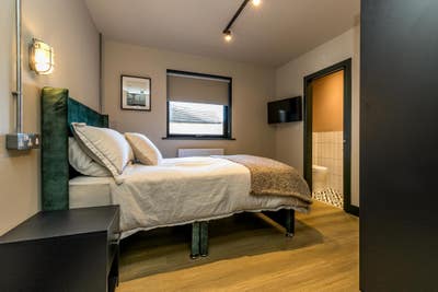 Double Room with En-Suite all bills included Main Photo