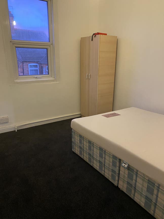 Double room bills and WiFi &pound;425 Main Photo