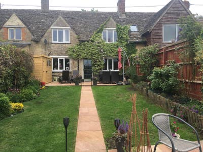 Mon - Fri Only Witney with Ev Ch. Point &pound;500/M Main Photo