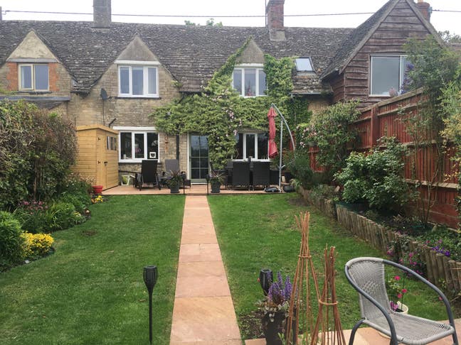 Mon - Fri Only Witney with Ev Ch. Point &pound;500/M Main Photo